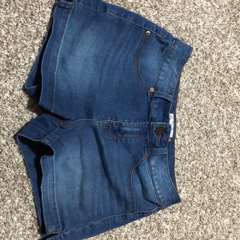 So Junior shorts